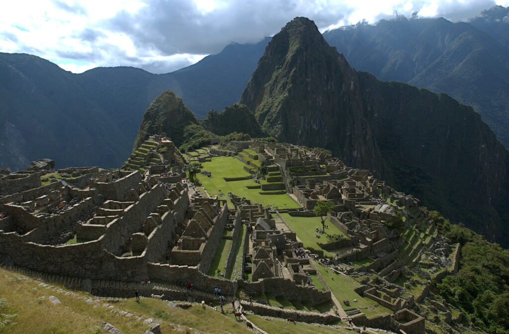 El alcalde de Machu Picchu denuncia la pérdida de la placa de "maravilla del mundo"